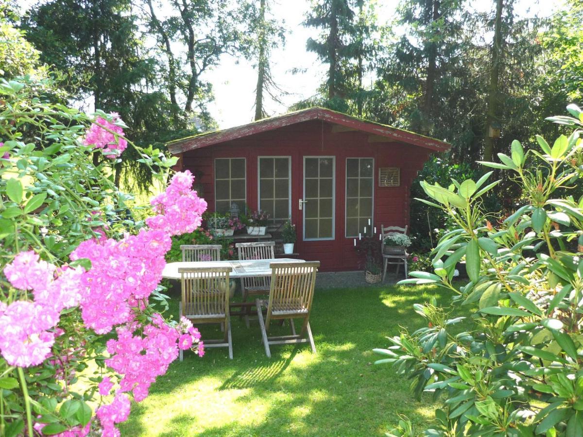 Eggers - Gemuetliche Ferienwohnung Im Erdgeschoss Wallsbull ภายนอก รูปภาพ